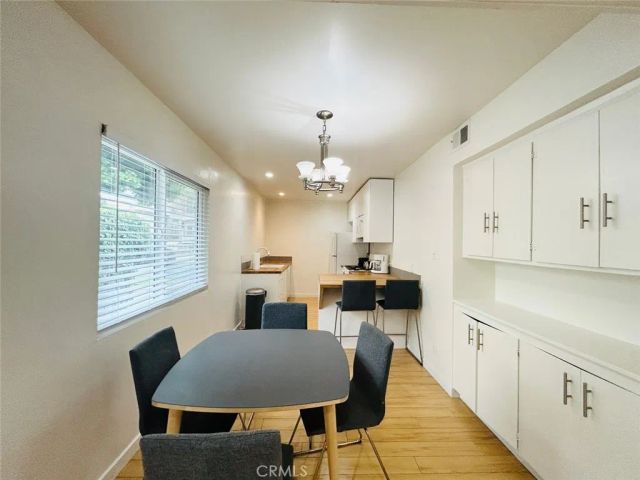 11921 Goshen Avenue 1, Los Angeles, CA 90049