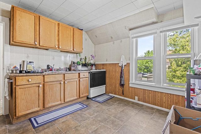 142 N MAIN STREET, Kimberly, WI 54136
