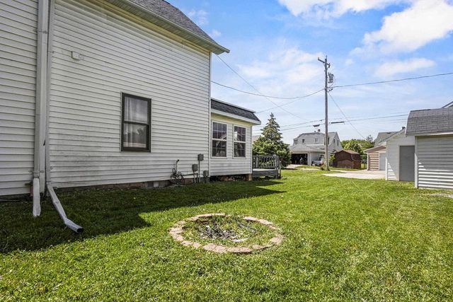 142 N MAIN STREET, Kimberly, WI 54136