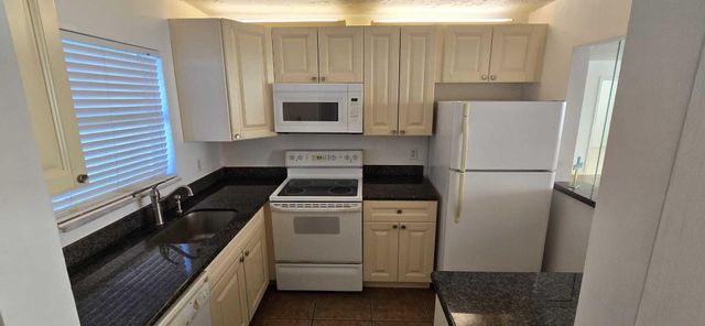 9949 Sandalfoot Boulevard 531, Boca Raton, FL 33428