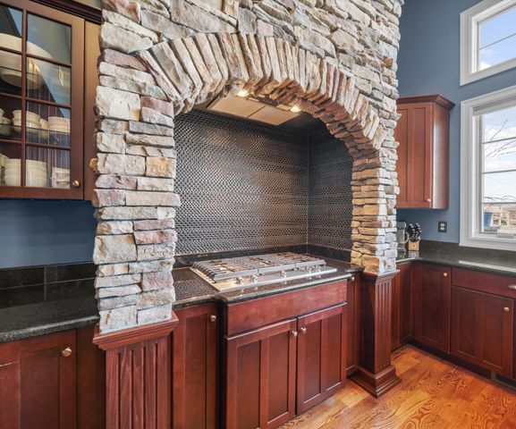 8178 Hunters Ridge Drive, Berlin Twp, MI 48166