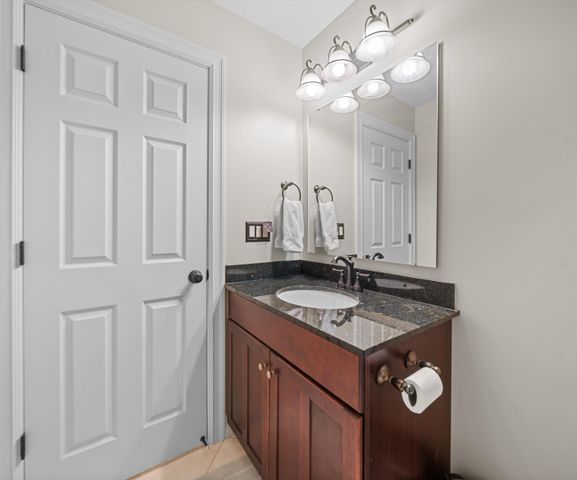 8178 Hunters Ridge Drive, Berlin Twp, MI 48166