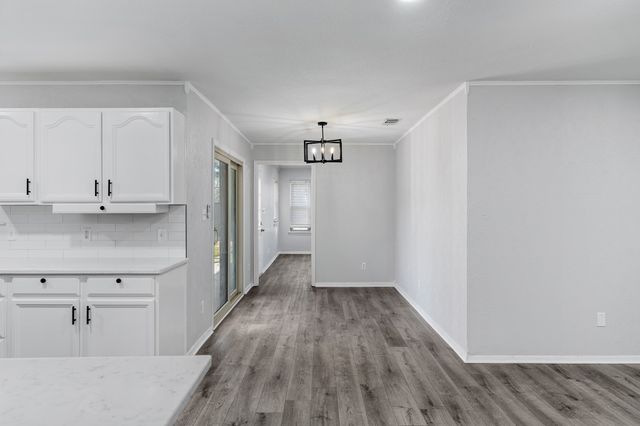 1514 Bogarte Drive, Grand Prairie, TX 75051