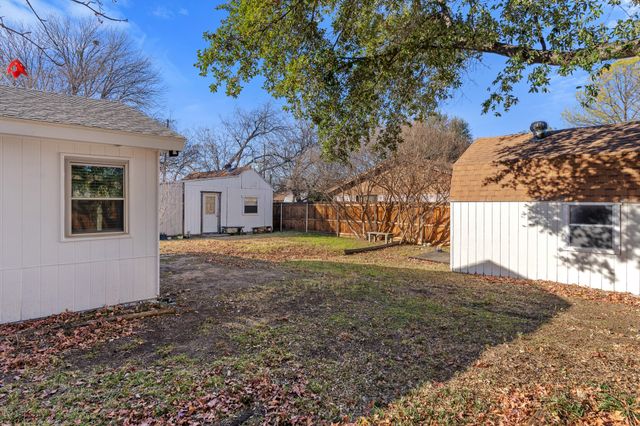 1514 Bogarte Drive, Grand Prairie, TX 75051