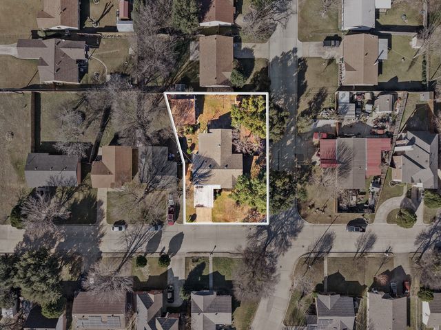 1514 Bogarte Drive, Grand Prairie, TX 75051