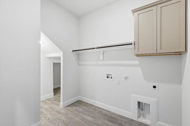 11249 Canyon Mine Drive, Aubrey, TX 76227