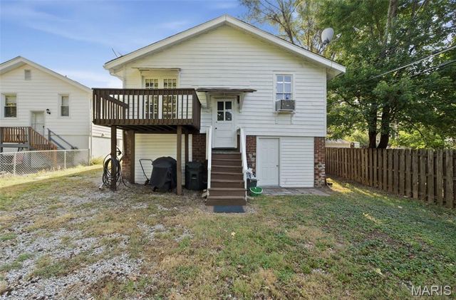 99 Sandau Avenue, Webster Groves, MO 63119