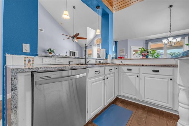 1700 Sunflower Drive, Corinth, TX 76210