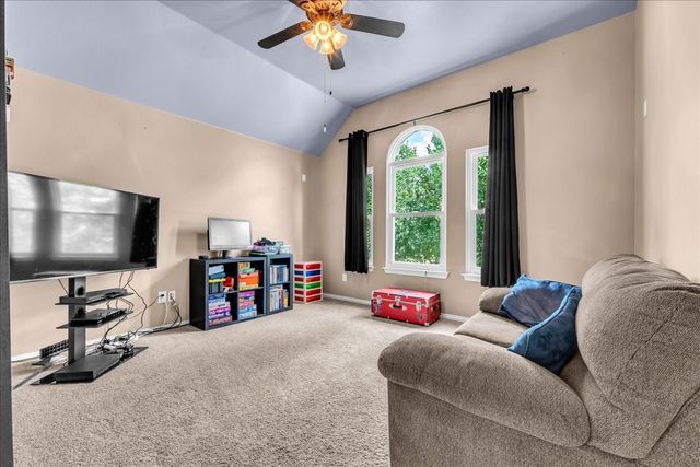 1700 Sunflower Drive, Corinth, TX 76210