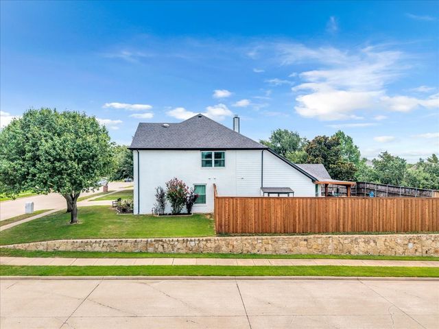 1700 Sunflower Drive, Corinth, TX 76210