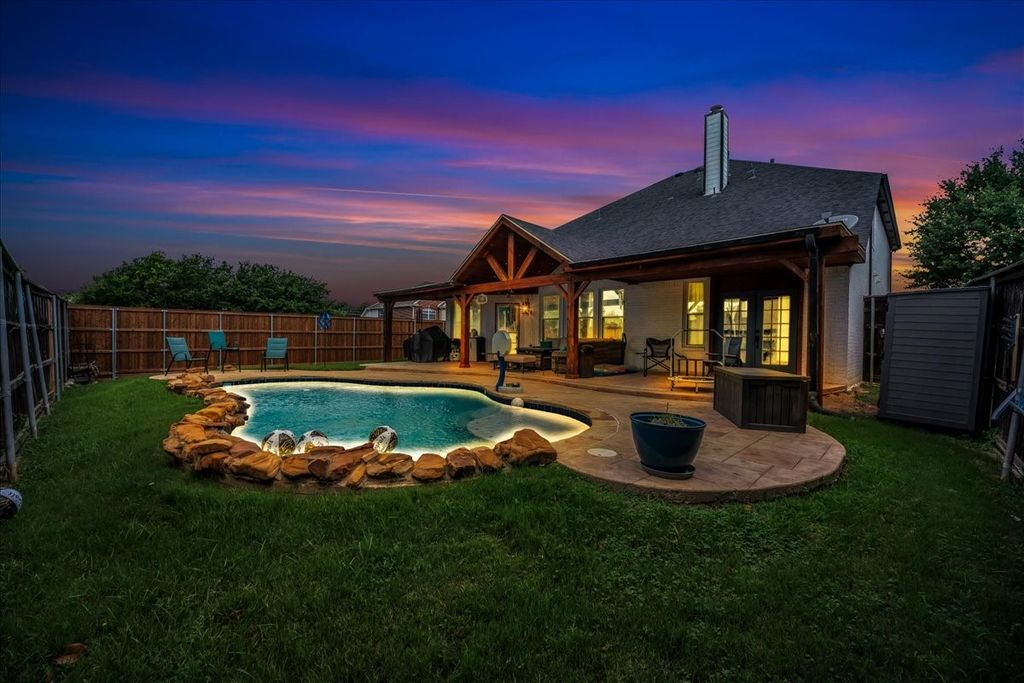 1700 Sunflower Drive, Corinth, TX 76210