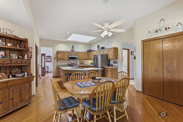 19600 Edgebrook Lane, Tinley Park, IL 60487