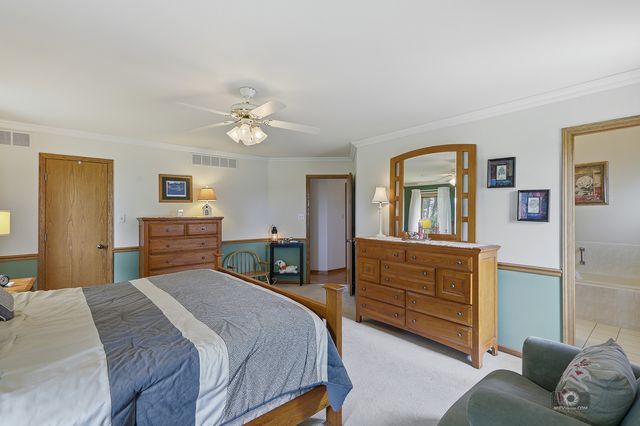 19600 Edgebrook Lane, Tinley Park, IL 60487