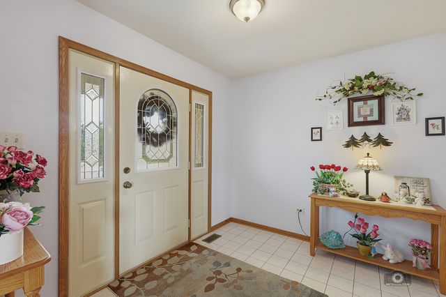 19600 Edgebrook Lane, Tinley Park, IL 60487