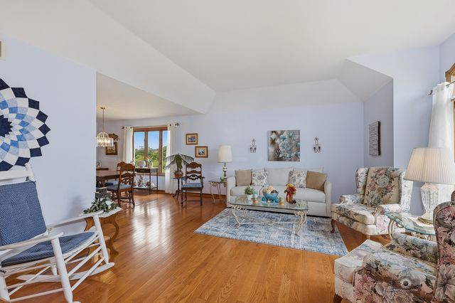 19600 Edgebrook Lane, Tinley Park, IL 60487