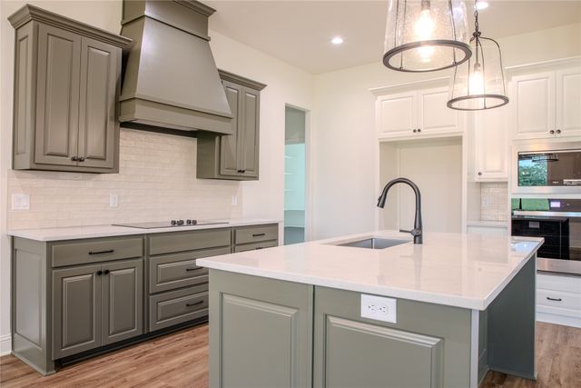 204 Sweetgrass Drive, Poolville, TX 76487