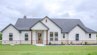 204 Sweetgrass Drive, Poolville, TX 76487