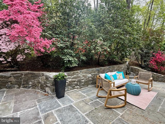8016 LILLY STONE DR, Bethesda, MD 20817
