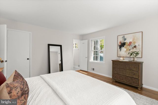 8016 LILLY STONE DR, Bethesda, MD 20817