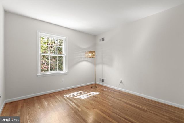 8016 LILLY STONE DR, Bethesda, MD 20817