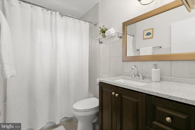 8016 LILLY STONE DR, Bethesda, MD 20817