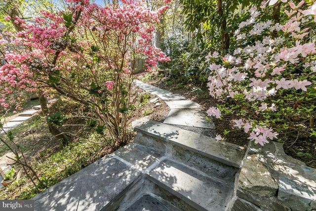 8016 LILLY STONE DR, Bethesda, MD 20817