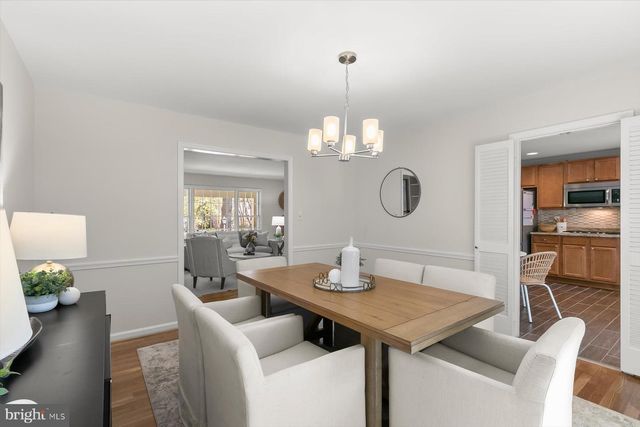 8016 LILLY STONE DR, Bethesda, MD 20817