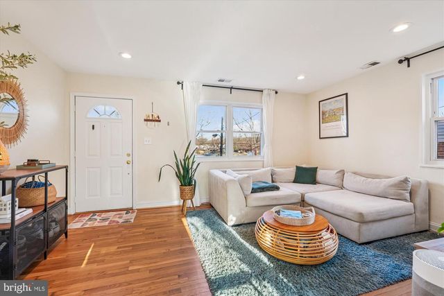 11814 COLLEGE VIEW DR, Silver Spring, MD 20902