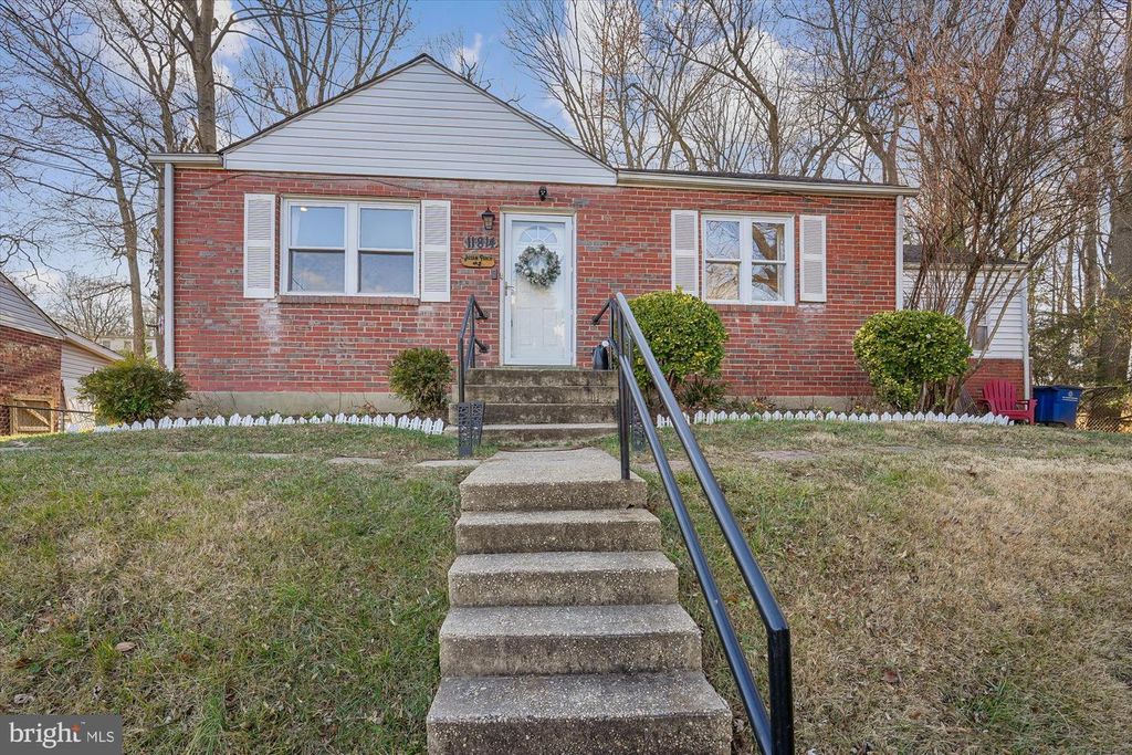 11814 COLLEGE VIEW DR, Silver Spring, MD 20902