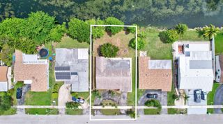 9579 NW 26th Pl, Sunrise, FL 33322