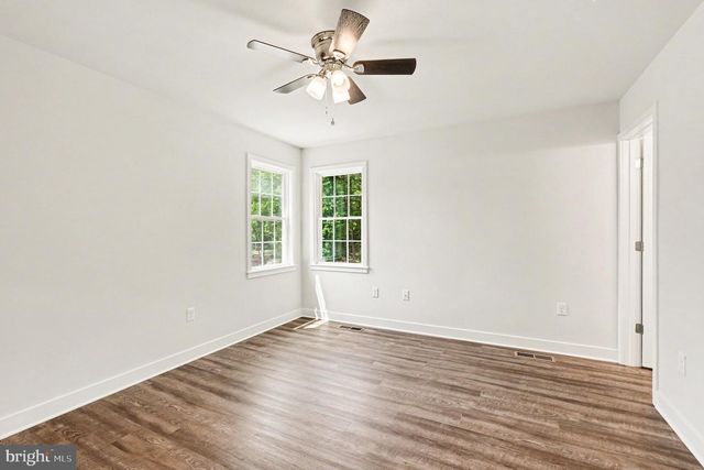 275 GREENWAY DR, Colonial Beach, VA 22443