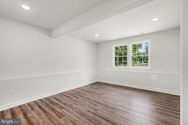 275 GREENWAY DR, Colonial Beach, VA 22443