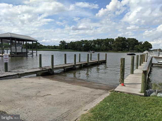 275 GREENWAY DR, Colonial Beach, VA 22443