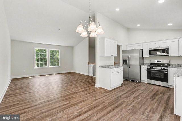 275 GREENWAY DR, Colonial Beach, VA 22443
