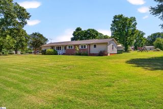 111 Highland Acres Drive, Boiling Springs, SC 29316