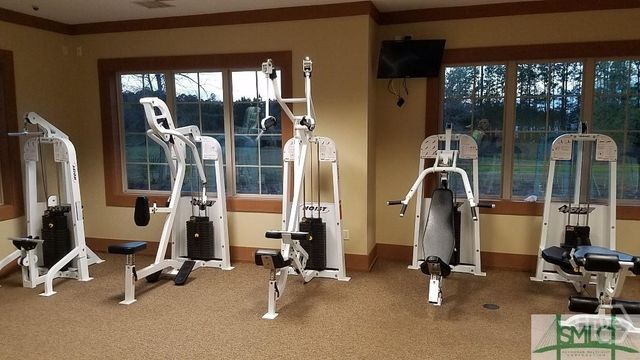 102 Fenway Street, Savannah, GA 31407