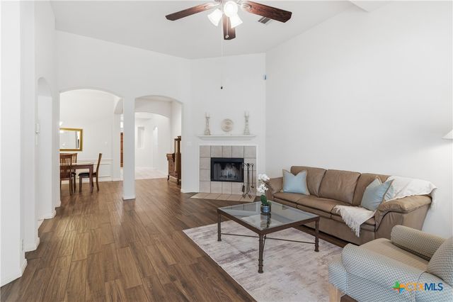 2815 Wild Cherry, Schertz, TX 78154