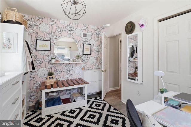 213 SKYLARK RD, Lititz, PA 17543