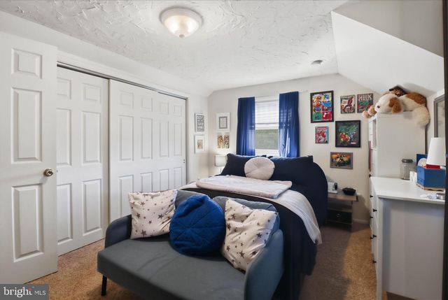 213 SKYLARK RD, Lititz, PA 17543