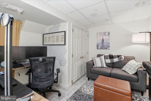 213 SKYLARK RD, Lititz, PA 17543