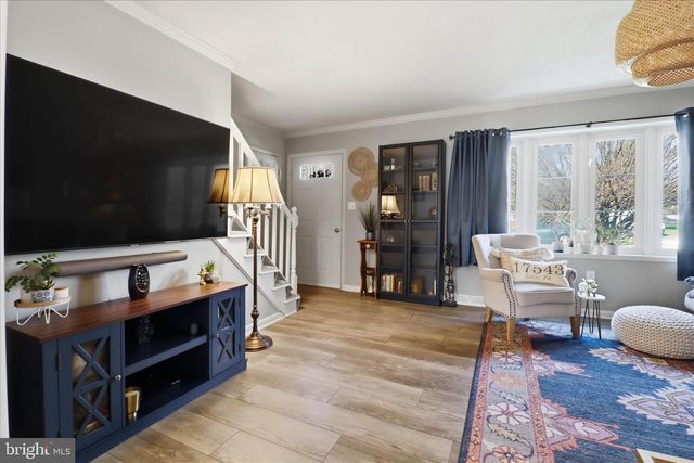 213 SKYLARK RD, Lititz, PA 17543