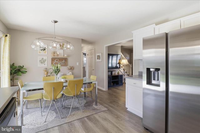 213 SKYLARK RD, Lititz, PA 17543