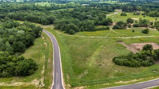 2-9 Prairie Blossom Way, Brenham, TX 77833