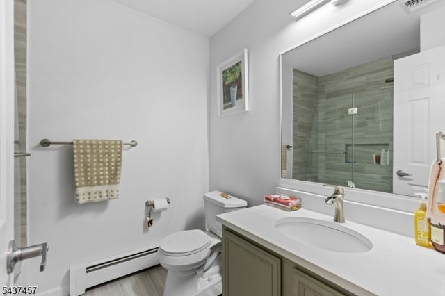 19 Schindler Dr, Rockaway Twp., NJ 07866