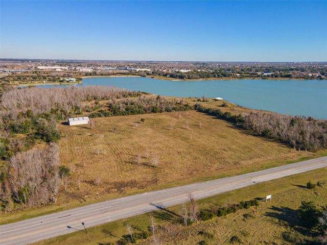 9702 Monticello Drive, Texas City, TX 77591