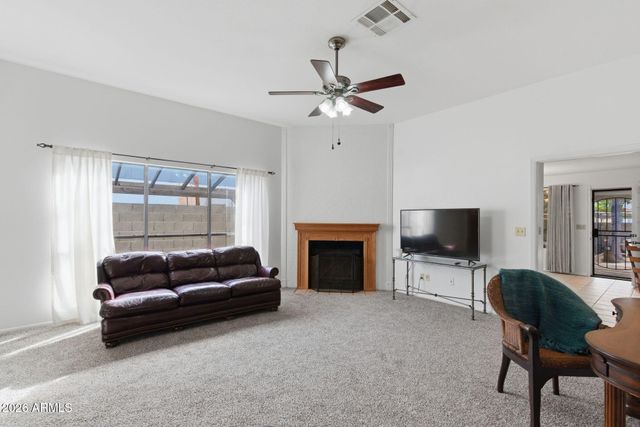 7119 W OCOTILLO Road, Glendale, AZ 85303