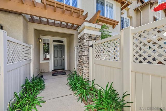 9633 W Canyon Ter 5, San Diego, CA 92123