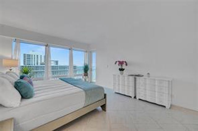 4020 Galt Ocean Drive 1807, Fort Lauderdale, FL 33308