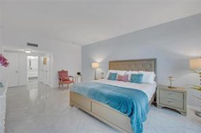 4020 Galt Ocean Drive 1807, Fort Lauderdale, FL 33308
