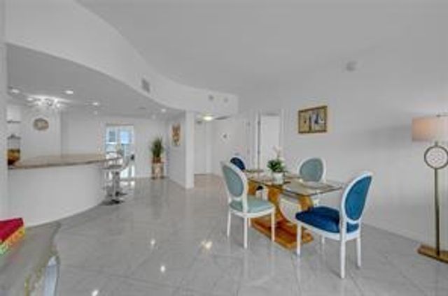 4020 Galt Ocean Drive 1807, Fort Lauderdale, FL 33308